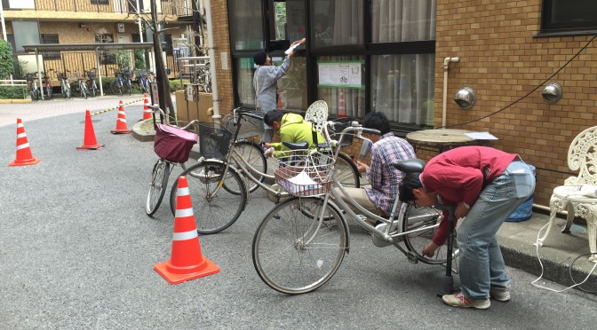 2015年度駐輪ステッカー一斉貼り替え